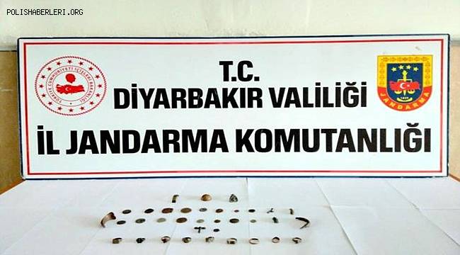 Diyarbakır'da tarihi eser kaçakçıları suçüstü yakalandı
