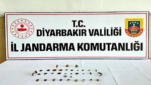 Diyarbakır'da tarihi eser kaçakçıları suçüstü yakalandı