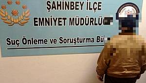 Gaziantep'te kamyonet dolusu kaçak makaron ele geçirildi