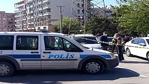 Komşularının yüksek sesli sohbetinden rahatsız olan cani, tüfekle dehşet saçıp intihar etti