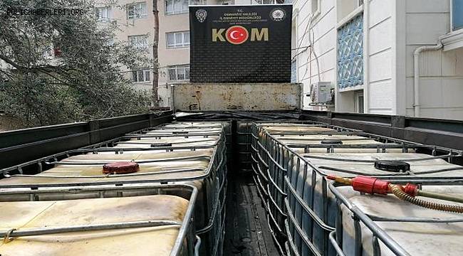 Osmaniye'de kaçak 12 bin litre akaryakıt ile 1280 paket sigara ele geçti