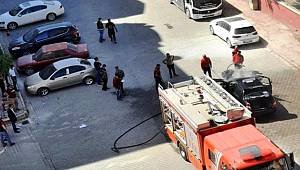 Şanlıurfa'da alev alev yanan otomobil kamerada