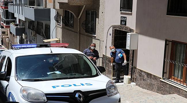 İzmir'de Kızını Boğarak öldüren Cani Anne, Polise teslim oldu