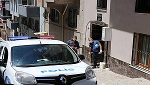 İzmir'de Kızını Boğarak öldüren Cani Anne, Polise teslim oldu