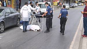 Pendik'te yolun karşına geçerken motosikletin çarptığı kadın hayatını kaybetti