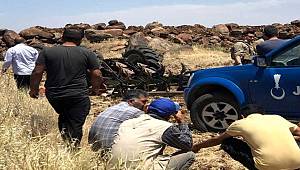 Şanlıurfa'da devrilen traktörün altında kalan çiftçi hayatını kaybetti