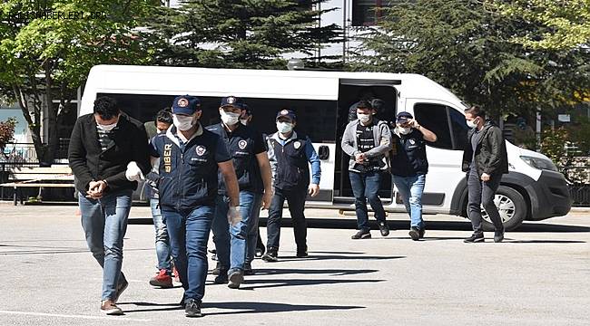 'Yasa dışı bahis' ile 15 kişiyi 70 bin TL dolandıran 6 şüpheli tutuklandı