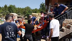 Antalya'da eşiyle tartışan adam kendisini tüfekle vurdu