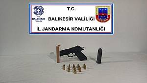Balıkesir’de jandarma 13 aranan şahsı gözaltına aldı