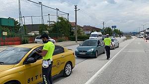 Düzce'de Emniyet Kemeri takmayan 137 Sürücü Ceza yedi