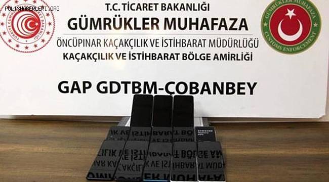 Gümrük kapısında değeri 100 bin TL olan 18 adet kaçak cep telefonu ele geçirildi