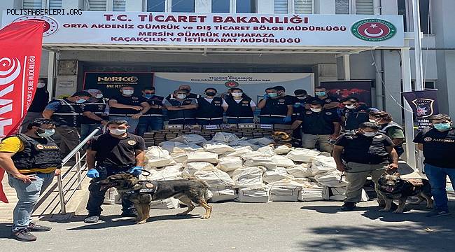 Mersin Limanı'nda Ekvador'dan gelen 1 ton 150 kilo kokain ele geçirildi 