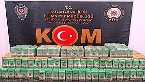 Polisin durdurduğu araçtan 212,5 kilo kaçak çay çıktı
