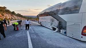 Turistleri taşıyan otobüste yangın paniği