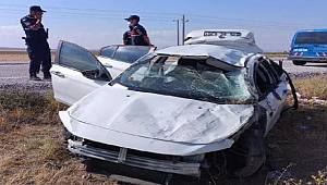 Aksaray'da otomobil şarampole devrildi, ağabey yaşamını yitirirken 2 kardeş yaralandı