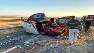 Kahramanmaraş'ta Traktör ile Tır'ın çarpıştığı kazada 3 kişi yaralandı