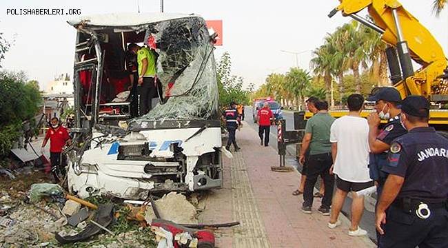 Mersin'de yolcu otobüsü şarampole devrildi 37 kişi yaralandı