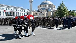 Polis Memuru Göktürk Aydınyer Son Yolculuğuna Uğurlandı 