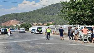 Antalya'da otomobil ile çarpışan motosikletin sürücüsü yaşamını yitirdi