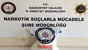 Gaziantep'te 8 kilo metamfetamin ele geçirildi 2 şüpheli gözaltına alındı