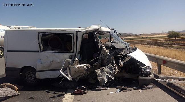 Gaziantep'te feci kazada 2'si ağır 10 kişi yaralandı