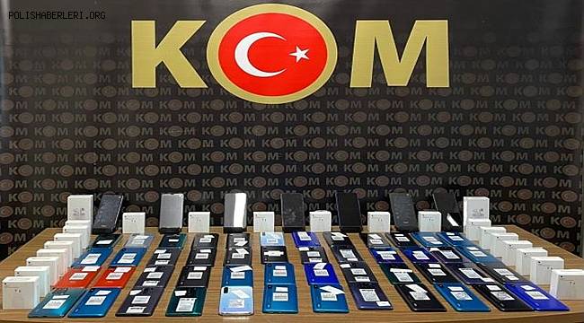 Malatya'da kaçakçılık operasyonunda 55 cep telefonu ele geçirildi