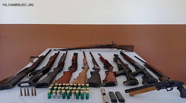 Şanlıurfa'da silah kaçakçılığı ve izinsiz silah tamiratı yaptıkları iddiasıyla iki şüpheli yakalandı
