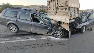 Ankara'da otomobil, TIR'a çarptı 1 kişi yaşamını yitirdi