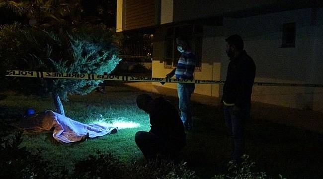 Antalya'da apartman bahçesinde 19 yaşındaki gencin cansız bedeni bulundu