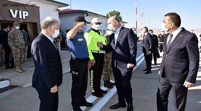Bakanı Soylu, Siirt'te güvenlik toplantısına katıldı