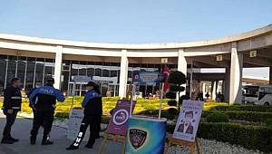 Düzce'de toplum destekli polislerden öğrencilere bilgilendirme
