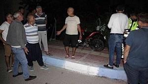 Erdemli'de motosikletin yayaya çarpması sonucu 3 kişi yaralandı