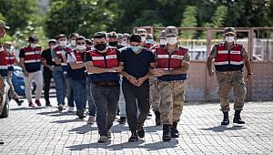Hatay merkezli 4 ilde hırsızlık ve suç örgütü kurma suçlarından arananlara yönelik operasyonda 6 kişi tutuklandı