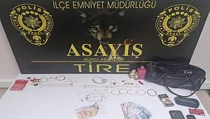 İzmir'de şehit ailesinin evine giren hırsızlık şüphelileri yakalandı