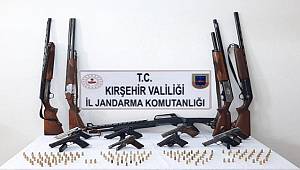 Kırşehir merkezli 3 ilde silah kaçakçılığı operasyonu 