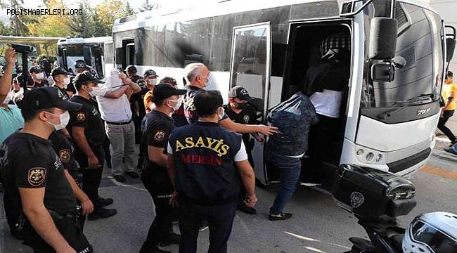 Mersin polisinin düzenlediği fuhuş operasyonunda 14 kişi gözaltına alındı