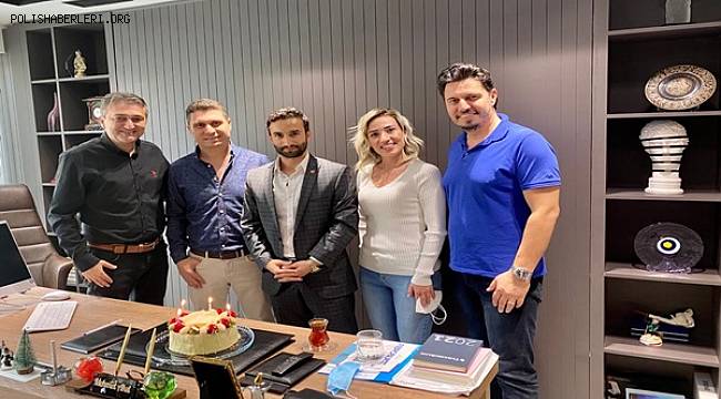 Ünlü Sağlık Yöneticisi Hasan Akıl'dan Siyasi Danışman Taner Akkuş'a Anlamlı Sürpriz