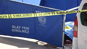Van'da cadde ortasında silahla vurulan şahıs hayatını kaybetti