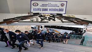 Kütahya merkezli 9 ilde silah ticareti yapanlara operasyon 11 gözaltı