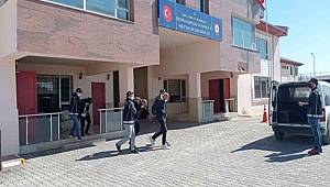 Van'da 5 Ayrı Operasyonda 15 Yakalama