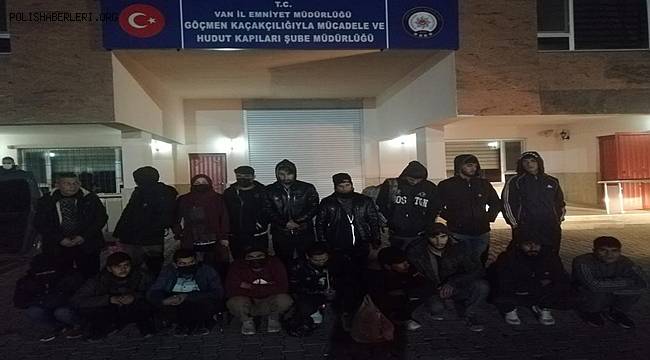 Van'da bir otele düzenlenen operasyonda 15 göçmen yakalandı
