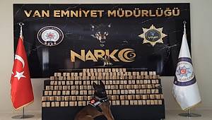 Van Polisi Uyuşturucuya Geçit Vermiyor 