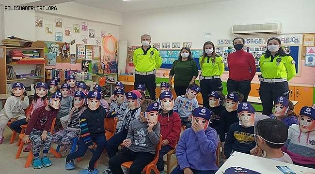 Anasınıfı Öğrencileri Trafik Polisleri İle Biraraya Geldi