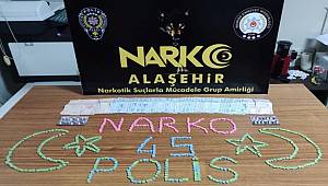 Manisa'da uyuşturucu tacirleri otobüste yakalandı 