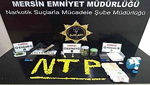 Mersin'de otomobilde açılır kapanır uyuşturucu zulası çıktı