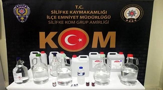 Mersin'de sahte içki operasyonunda 4 şüpheli yakalandı 