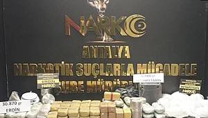 Antalya'da 37 kilo 550 gram uyuşturucu ele geçirildi 