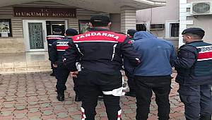 Antalya'da demir kapı çalan 3 şüpheli tutuklandı