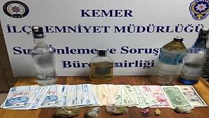 Antalya'da hırsızlık ve uyuşturucu madde ticareti suçlarından 2 şüpheli yakalandı