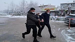 Bursa'da kız kardeşini ve eşini bıçaklayan saldırgan yakalandı